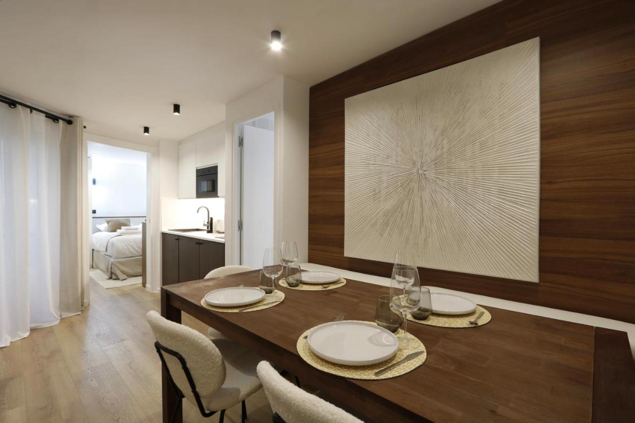 Chic Parisian Retreat 2-bedroom In The Vibrant 10th Arrond Appartement